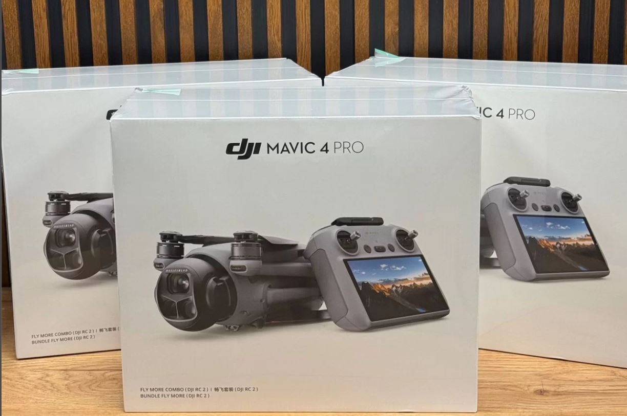 Квадрокоптер DJI Mavic 4 Pro Fly More Combo (DJI RC 2)
