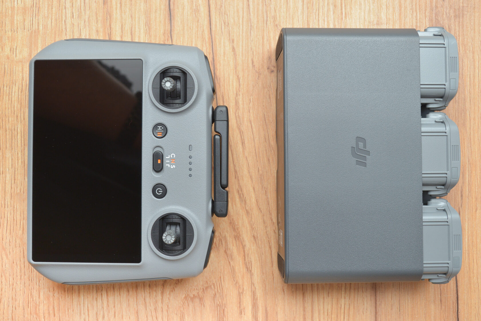 Квадрокоптер DJI Air 3S Fly More Combo (DJI RC 2)