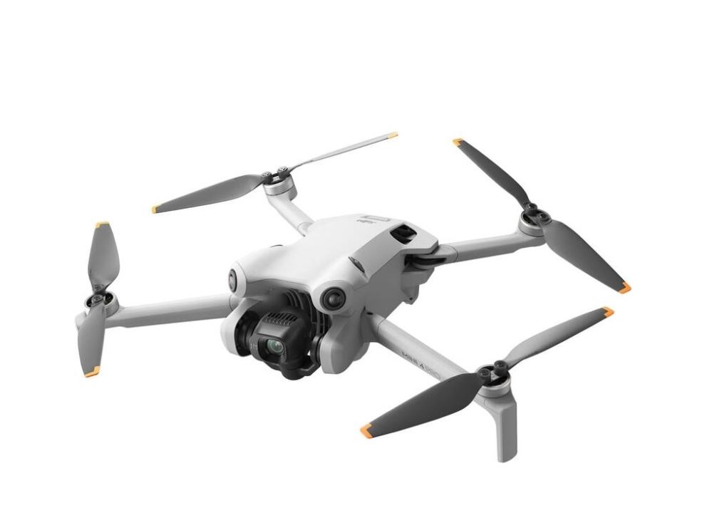 Квадрокоптер DJI Mini 4 Pro Fly More Combo Plus (DJI RC 2)