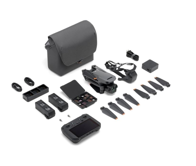 Квадрокоптер DJI Mavic 3 Pro Fly More Combo (DJI RC Pro)