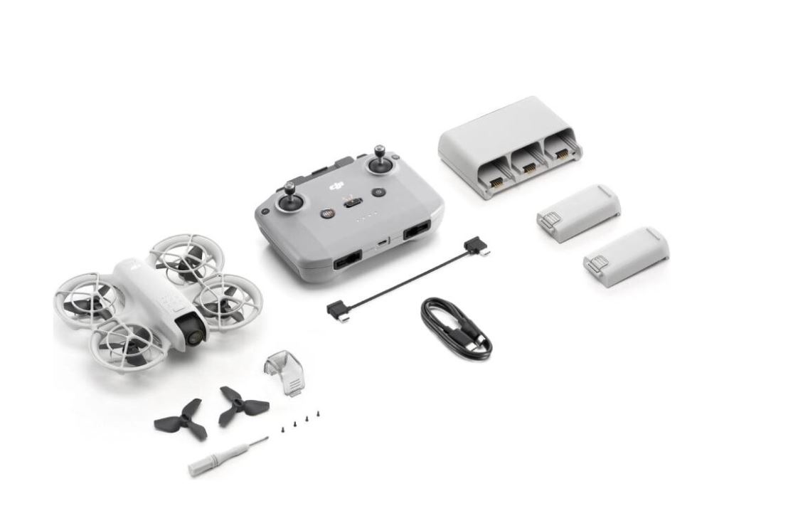 Квадрокоптер DJI Neo Fly More Combo