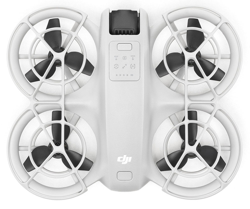 Квадрокоптер DJI Neo Fly More Combo