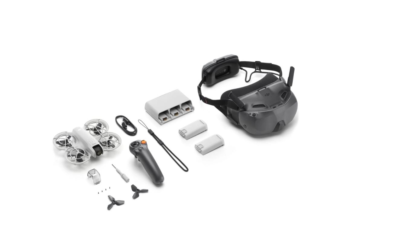 Квадрокоптер DJI Neo Motion Fly More Combo (с очками N3 и пультом Motion 3)