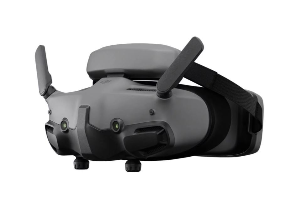 Квадрокоптер DJI Avata 2 Fly More Combo (Three Batteries) с тремя аккумуляторами