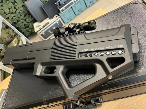 Подавитель дронов ГАРПИЯ (ГРОМ) 8-канальный 160 Вт/ ультралегкий JHDS-1