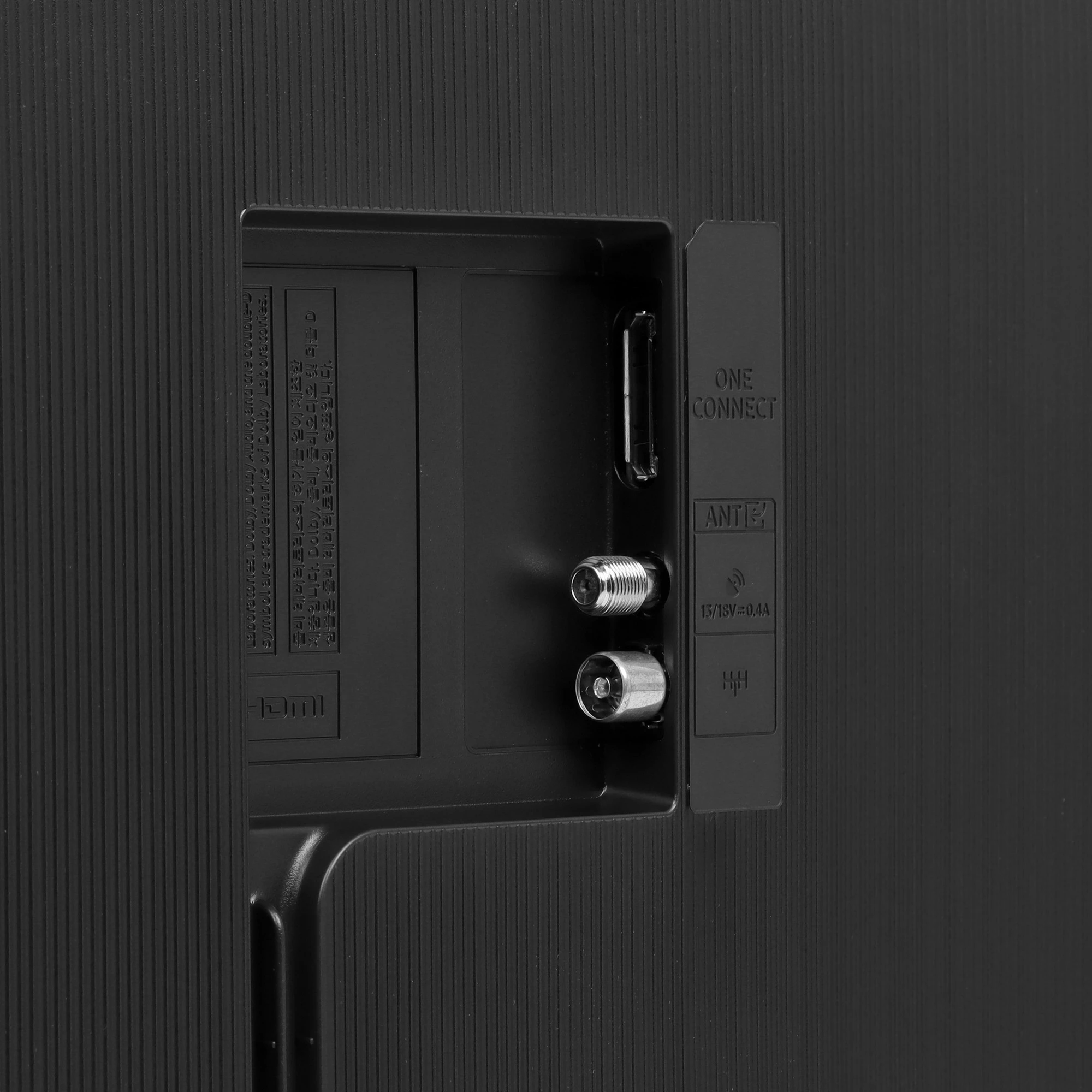 Телевизор Samsung 32" (81 см) QE32LS03CBUXRU черный