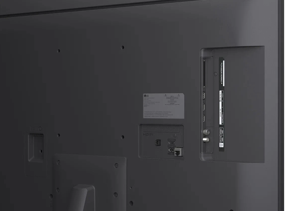 Телевизор LG 43" (109 см) 43NANO81A6A черный