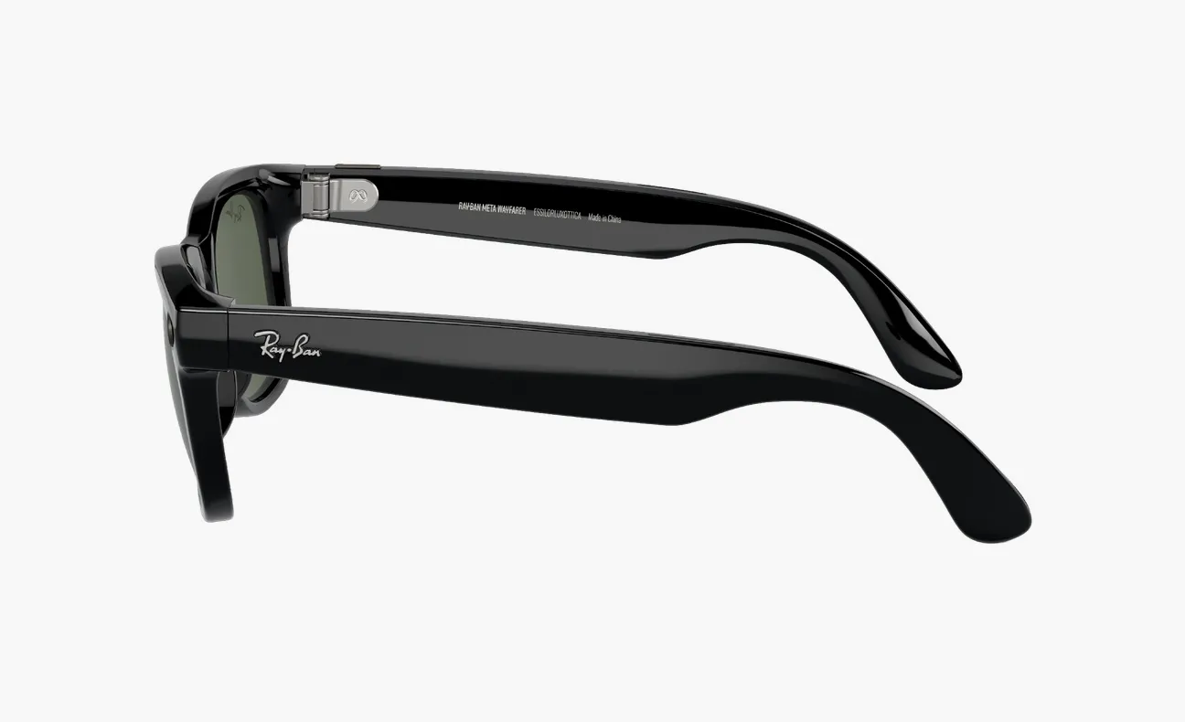 Умные очки Ray-Ban Meta Wayfever RW4008 Matte Black / Transitions Graphite Green 601S/1M, размер M
