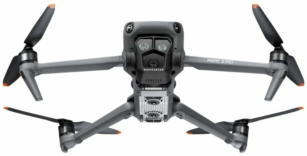 Квадрокоптер DJI Mavic 3 Pro (DJI RC) DJI Mavic 3 Pro + DJI RC (пульт c дисплеем) - Сверхлегкий и складной Беспилотный Квадрокоптер